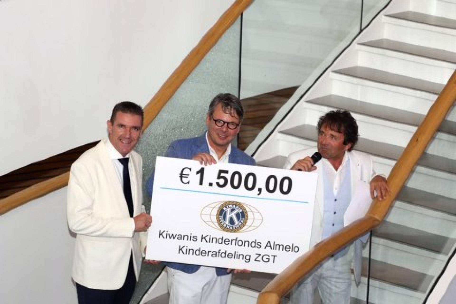 extra-cheque-voor-wethouder-eugene-van-mierlo-78