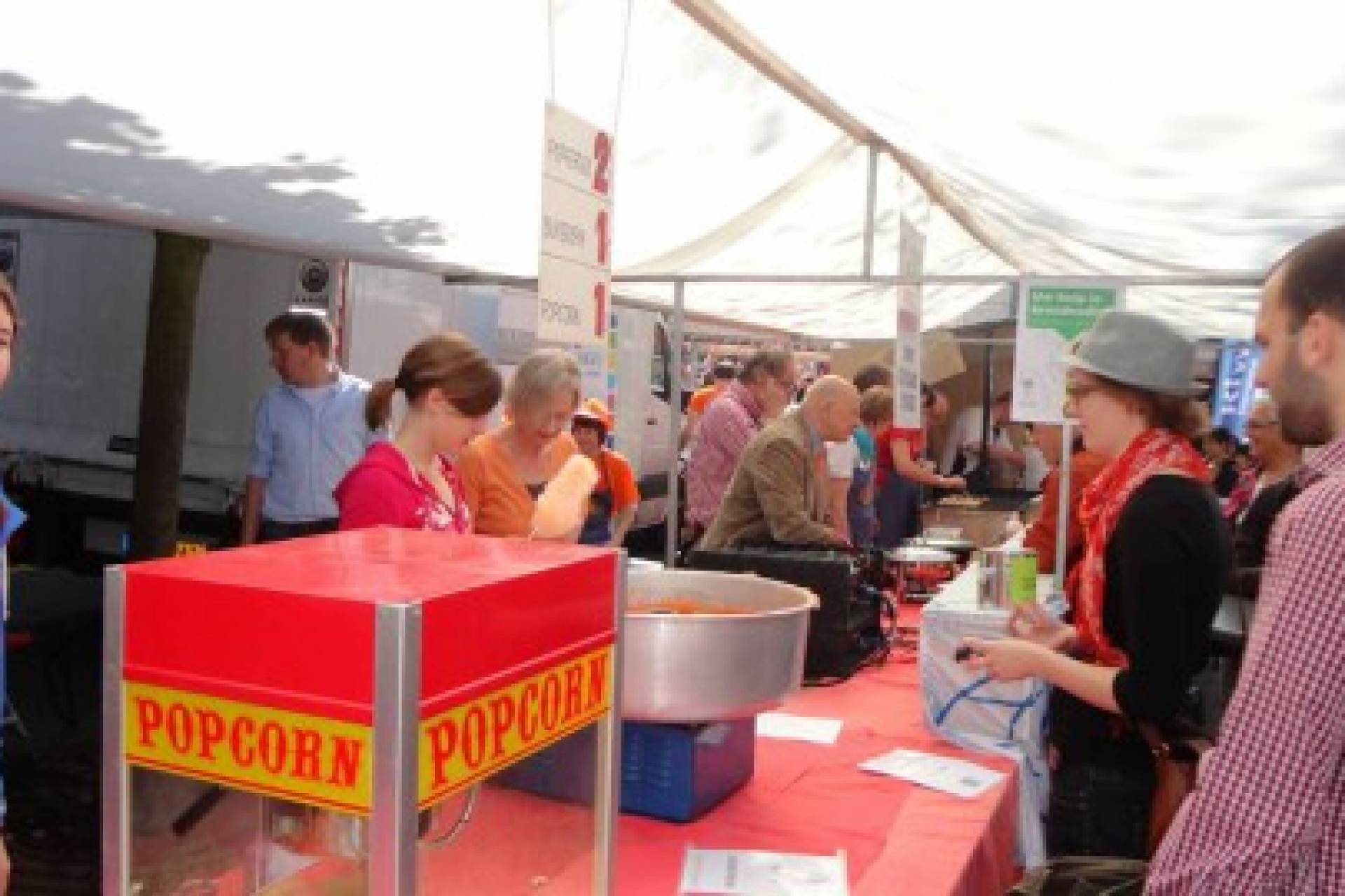 kiwanis-enschede-twente-tevreden-over-koninginnedag-2012-926
