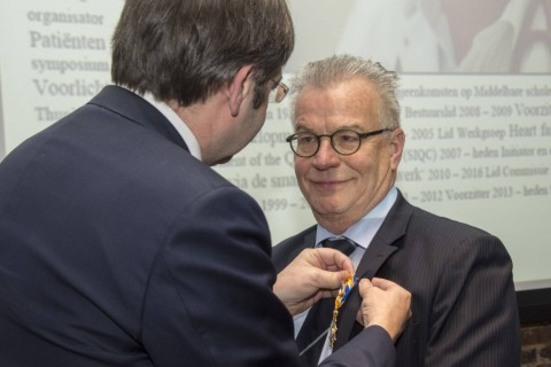 voorzitter-kiwanis-heerlen-benoemd-tot-officier-in-de-orde-van-oranje-nassau-266